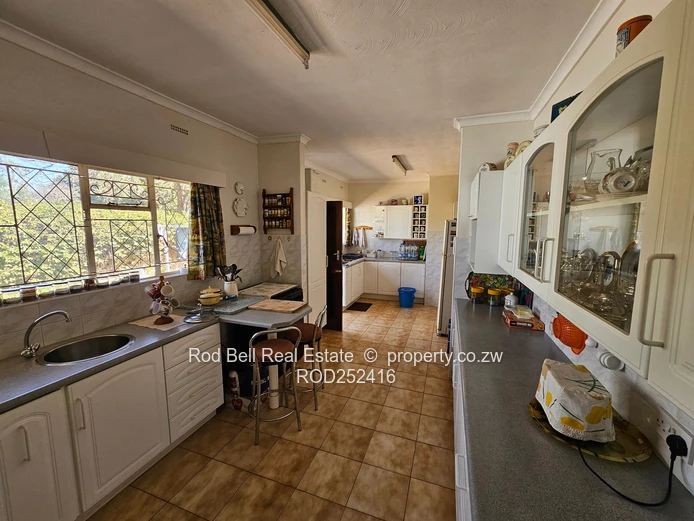 Neat 3 bedroom corner property