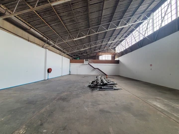Warehouse & Factory