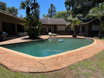 5 Bedroom House