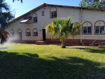 7 Bedroom House
