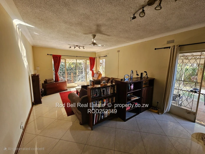 Neat 3-bedroom townhouse in well-established complex