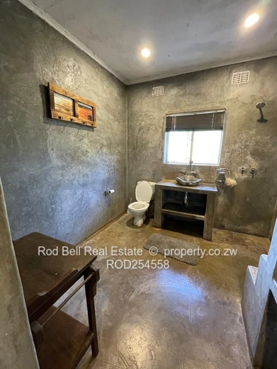 Large family home in quiet neigborhood