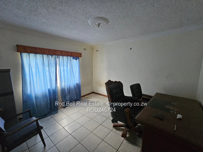 This property is suitable for a development/offices/residential