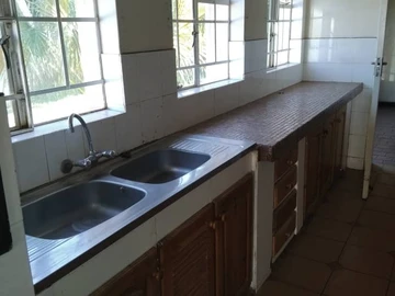 7 Bedroom House