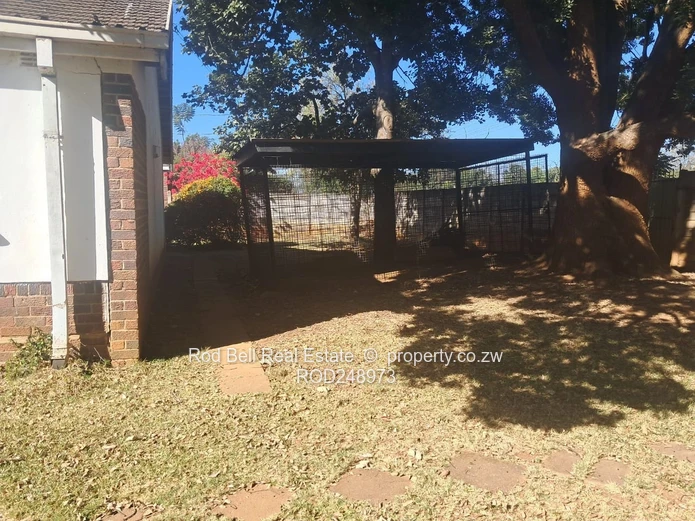 Spacious 2- Garden Flat In Prime Location
