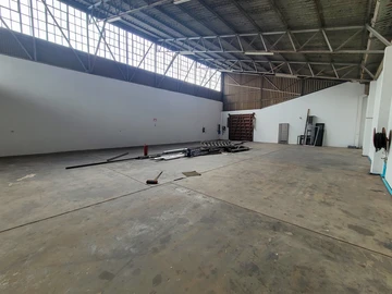 Warehouse & Factory