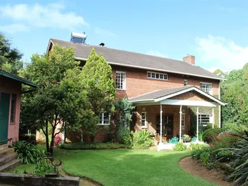 Stunning hotel and lodge for sale in the Bvumba 