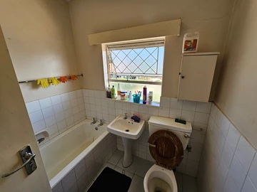 3 Bedroom Garden Flat