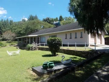 6 Bedroom House