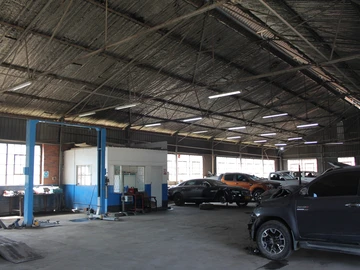 Warehouse & Factory