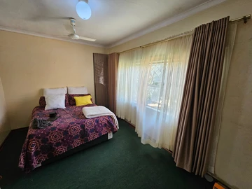 3 Bedroom Garden Flat