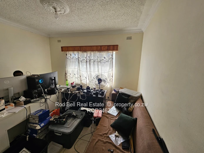 This property is suitable for a development/offices/residential