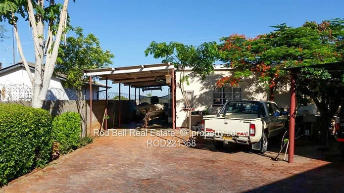 4 Bedroom House for sale in Beitbridge 