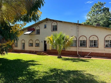7 Bedroom House