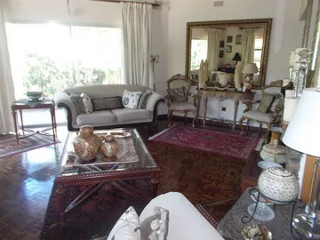 6 Bedroom House