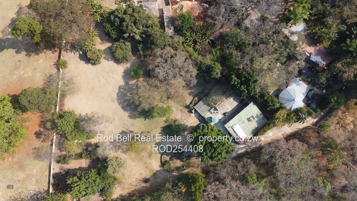 3 bedroom home sitting on 6158m2 of land