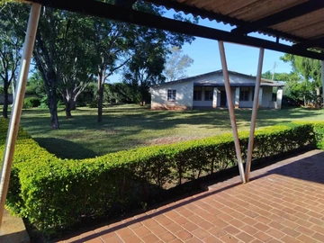 7 Bedroom House
