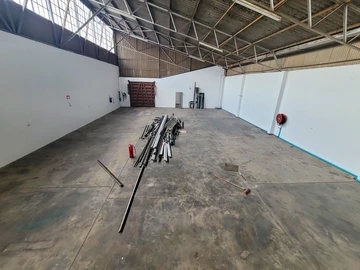 Warehouse & Factory