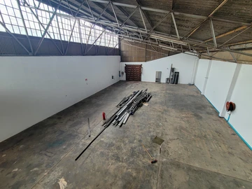 Warehouse & Factory