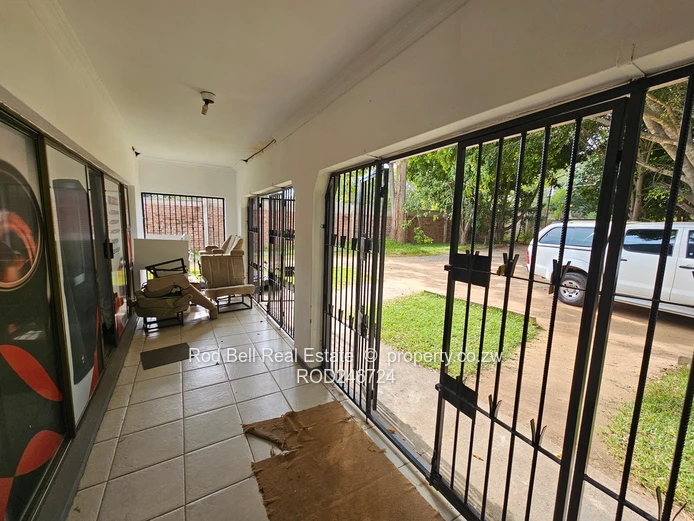 This property is suitable for a development/offices/residential