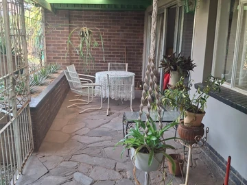 2 Bedroom Garden Flat